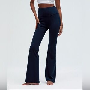 Groove Nulu Super-High-Rise Flared Pant Regular true navy